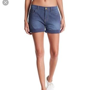 Current Elliot Boyfriend shorts sz 28 NWT ❤️